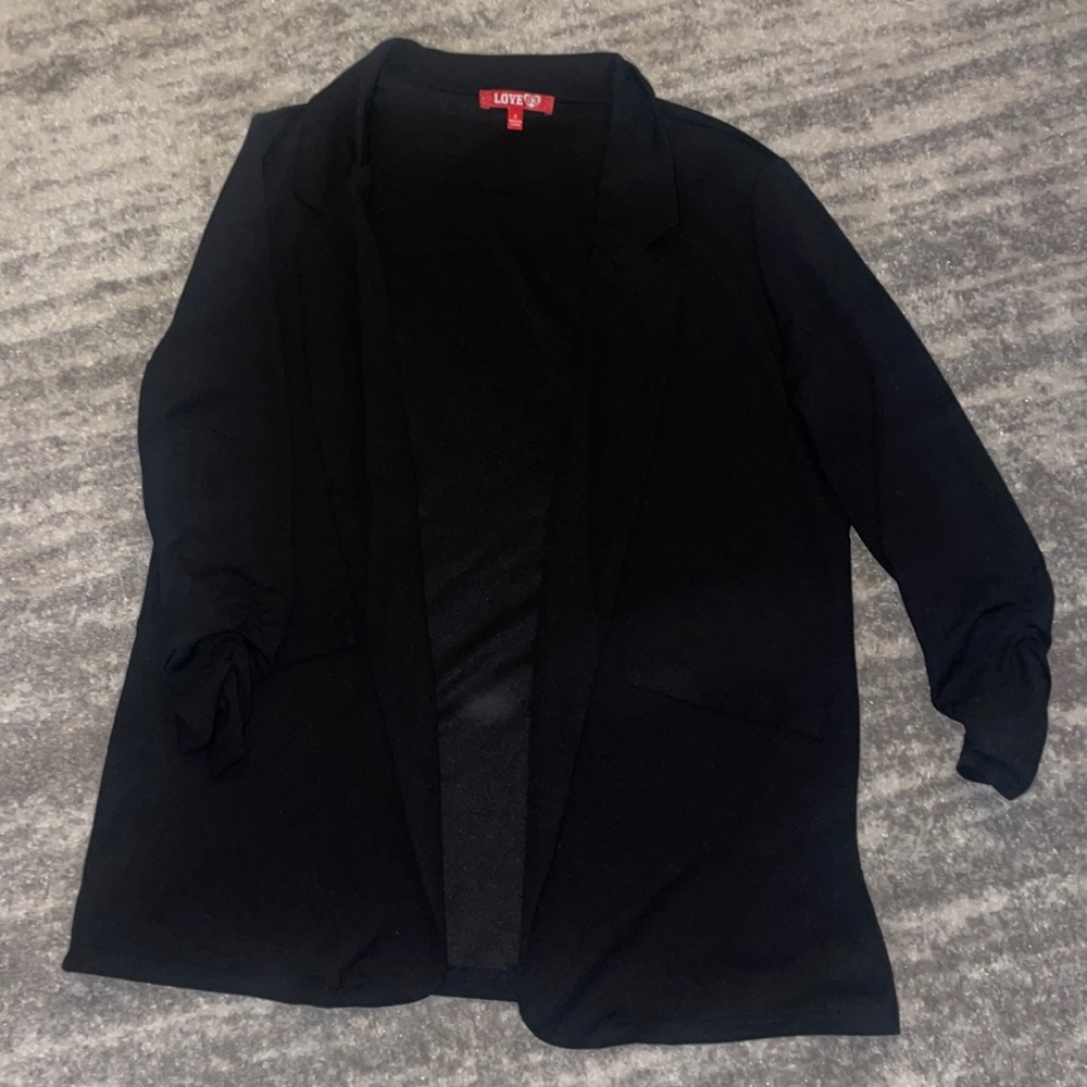 Love 83 black blazer